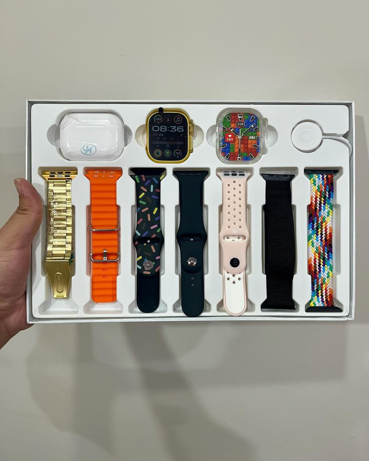 10 in 1 Ultra Watch + Earbuds – ساعة ألترا 10 في 1 + سماعات